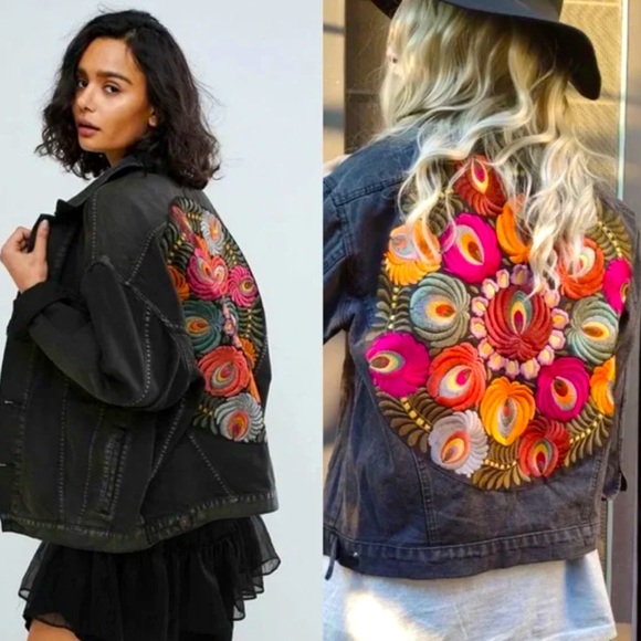 Free People Jackets & Blazers - FREE PEOPLE Oversized Embroidered Back Denim Jacket Size M/L